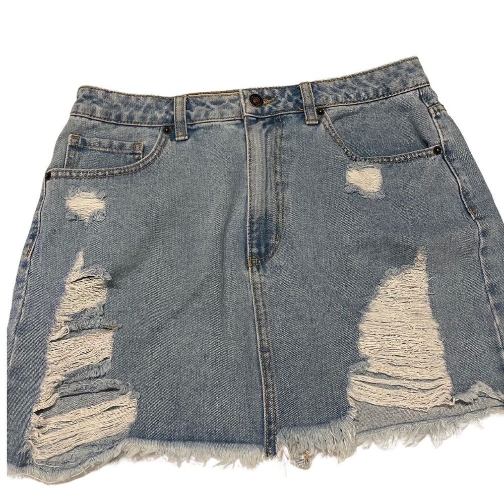 Denim‎ skirt